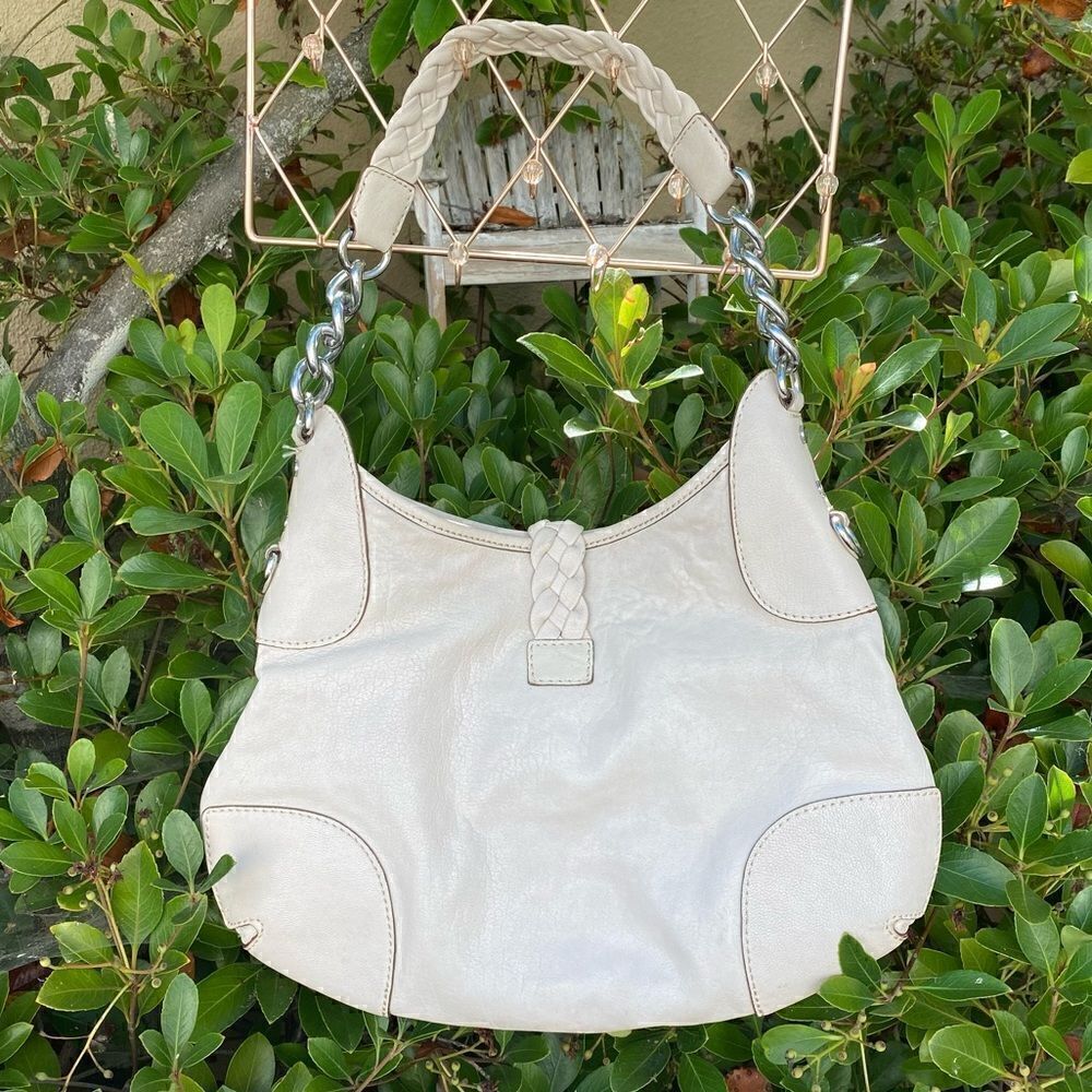 Michael Kors Ivory Hobo Magnetic Cylinder Shoulder Purse/Bag. VGUC! - Picture 2 of 12
